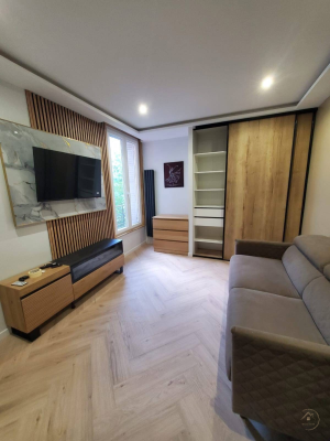 6333eaec-60ca-4c95-8185-c5e5e6b3f189